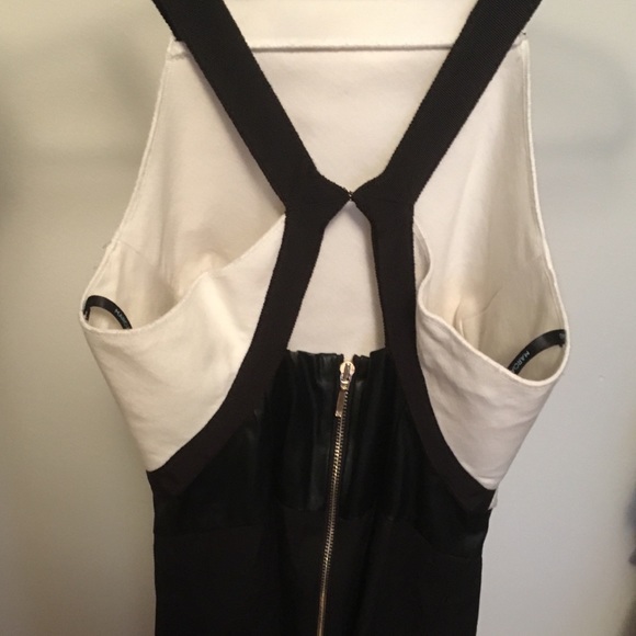 ❄️⛄️Marciano dress❄️⛄️ - Picture 1 of 6